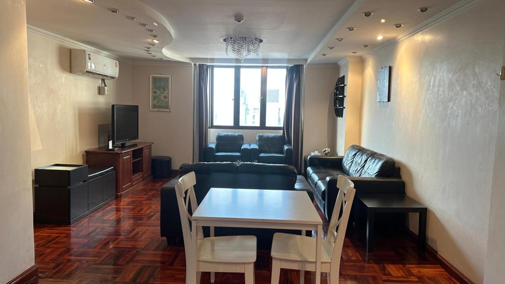 Omni Tower Nana Bangkok - Serviced Apartment On Sukhumvit Soi 4 Exterior foto