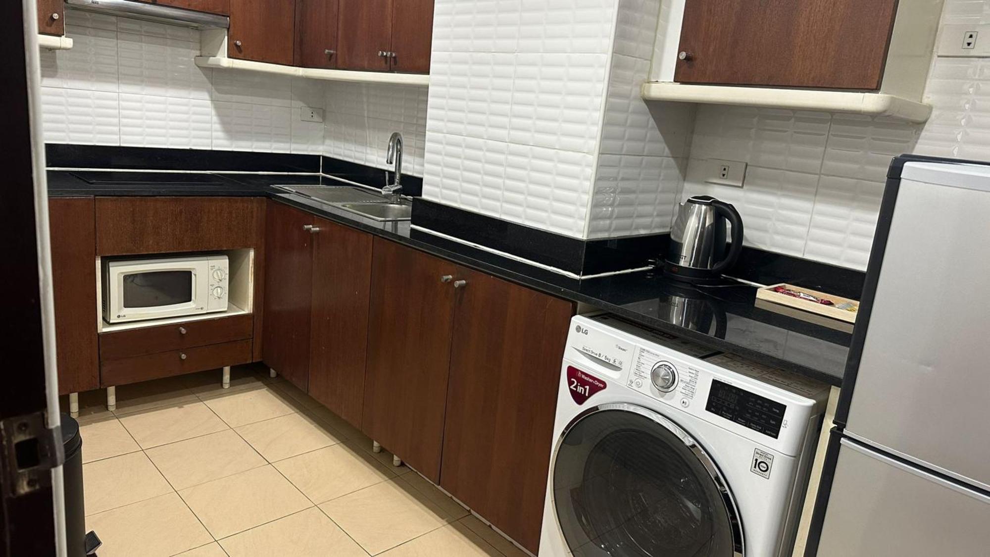 Omni Tower Nana Bangkok - Serviced Apartment On Sukhumvit Soi 4 Exterior foto