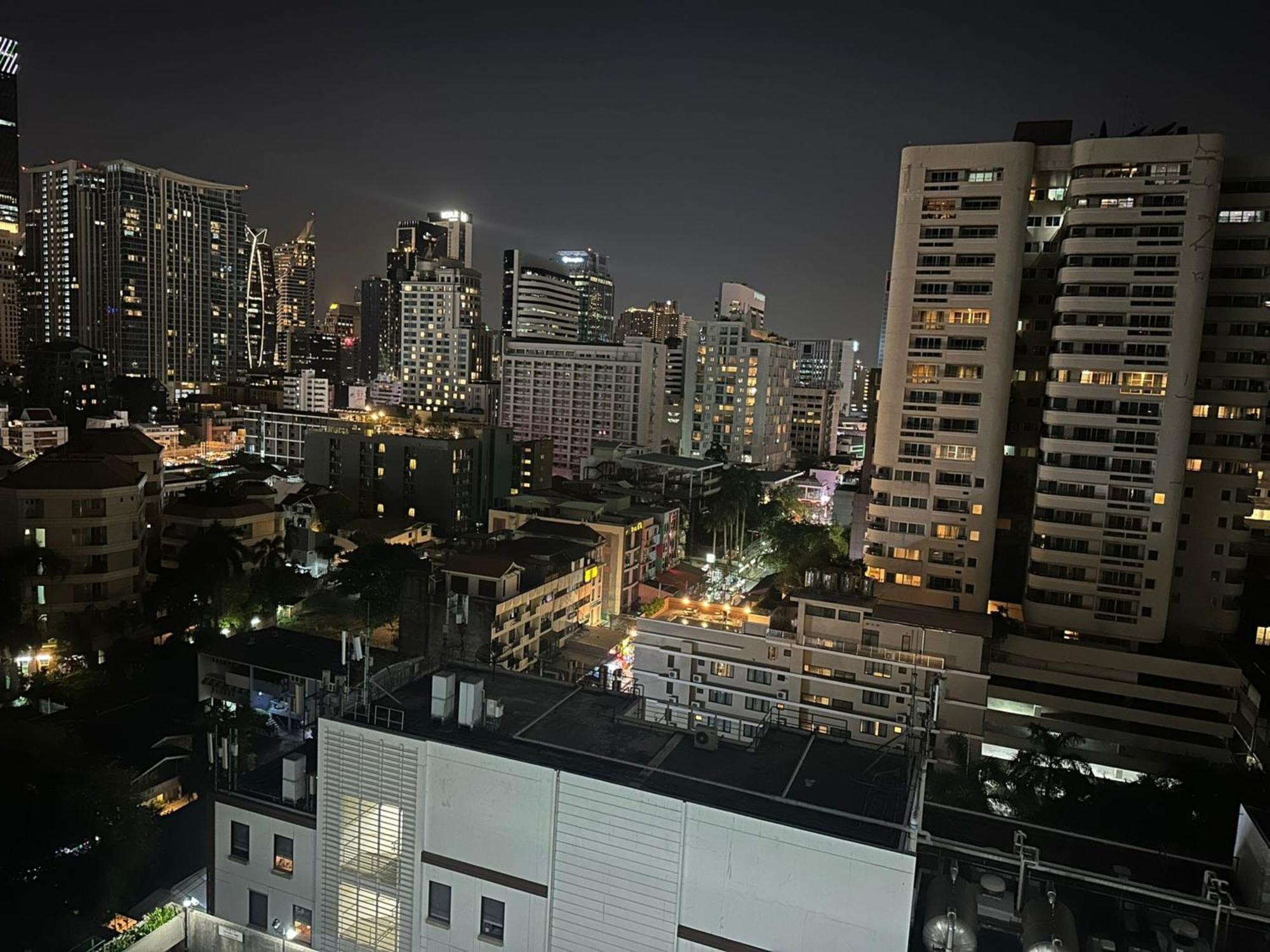 Omni Tower Nana Bangkok - Serviced Apartment On Sukhumvit Soi 4 Exterior foto