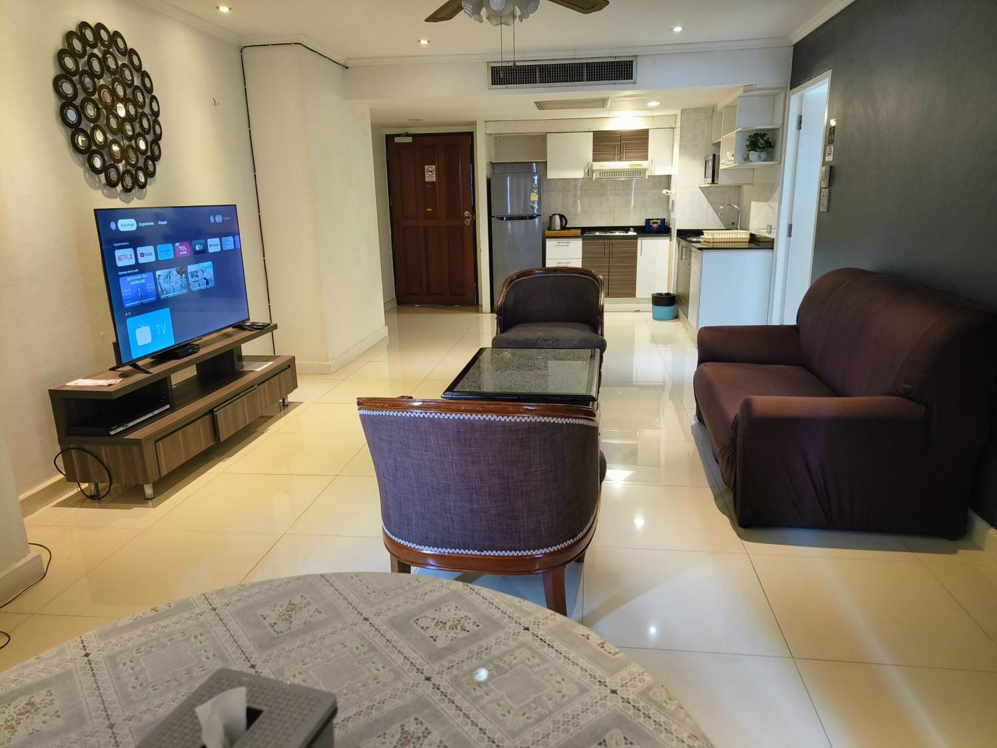 Omni Tower Nana Bangkok - Serviced Apartment On Sukhumvit Soi 4 Exterior foto