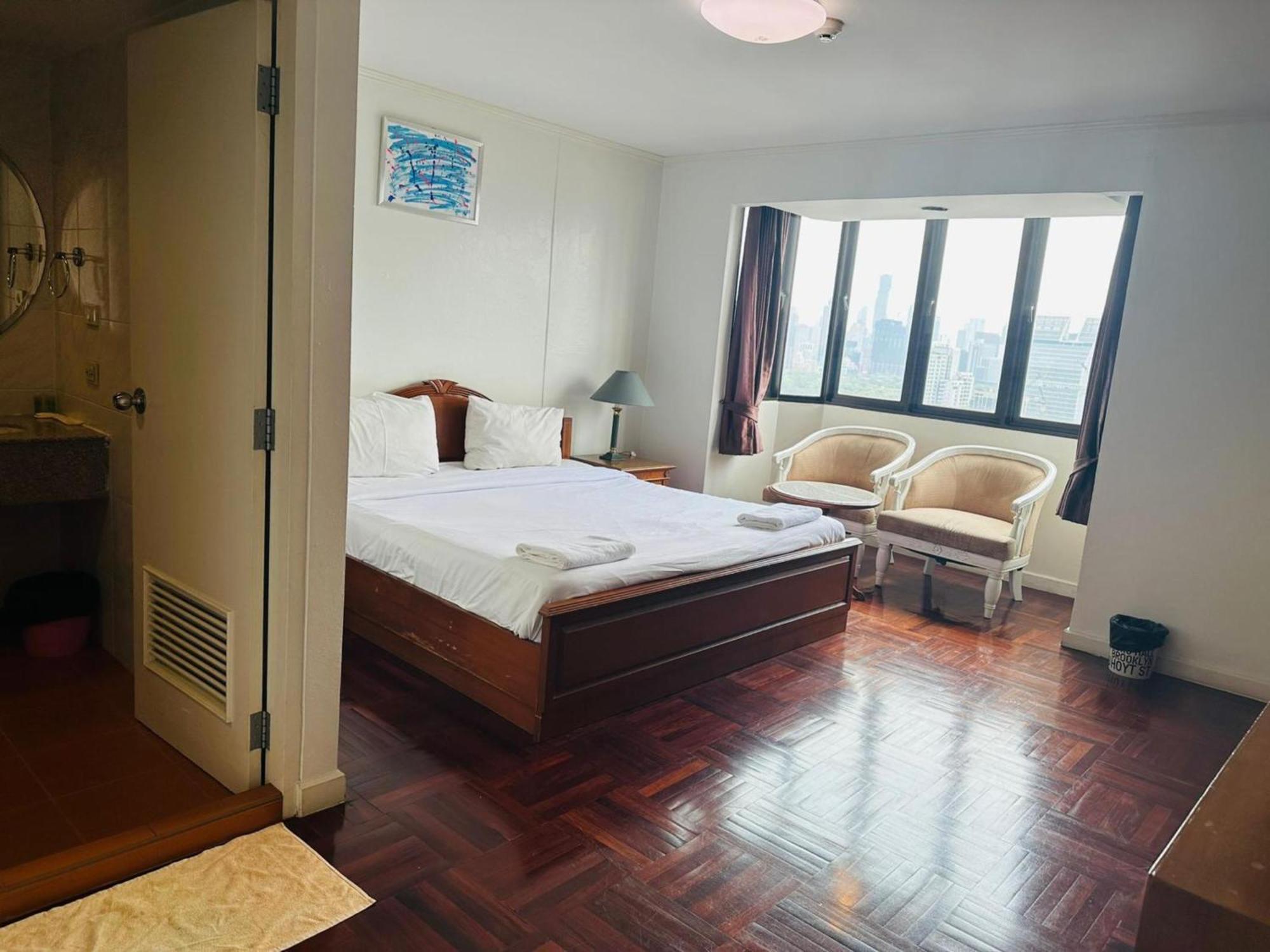 Omni Tower Nana Bangkok - Serviced Apartment On Sukhumvit Soi 4 Exterior foto